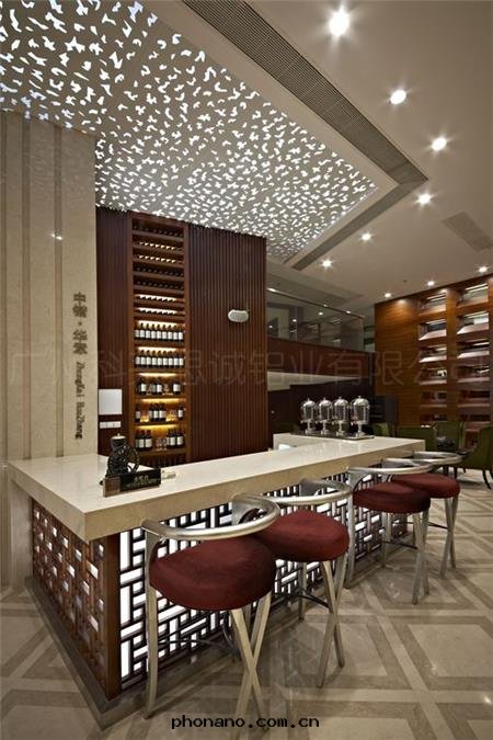 镂空(kōng)藝術(shù)雕花(huā)闆