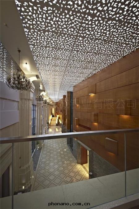 镂空(kōng)藝術(shù)雕花(huā)闆