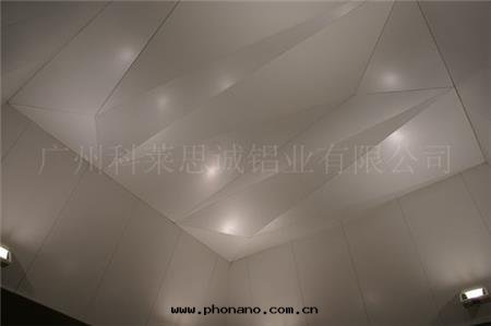 异(yì)形天(tiān)花