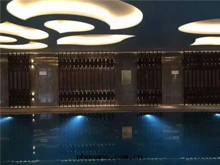 异(yì)形鋁(lǚ)單闆