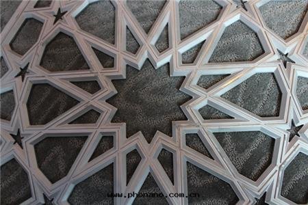 镂空(kōng)雕花(huā)闆