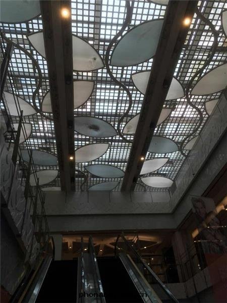 鋁(lǚ)蜂窩闆案(àn)例