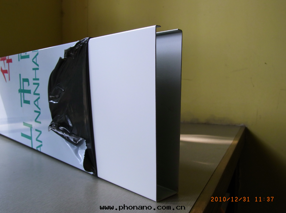 鋁(lǚ)蜂窩板的(de)作(zuò)用(yòng)