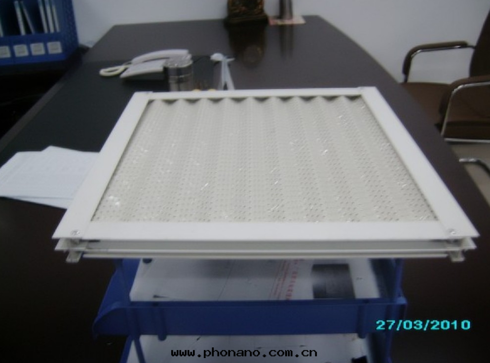 蜂窩鋁(lǚ)闆引领家(jiā)具行業时(shí)尚新(xīn)風(fēng)潮(cháo)