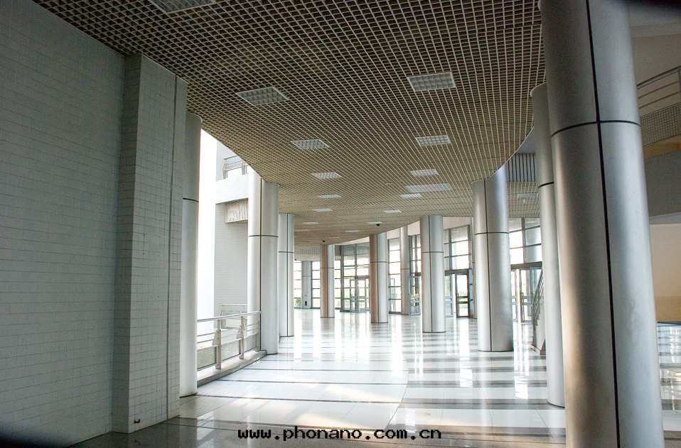 鋁(lǚ)蜂窩闆市(shì)场應(yìng)用(yòng)