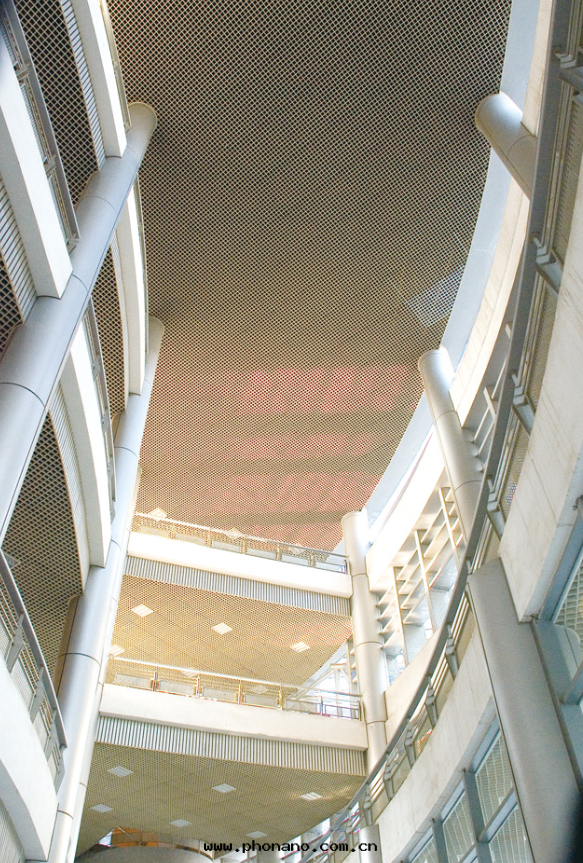 實(shí)例说(shuō)明(míng)蜂窩鋁(lǚ)闆