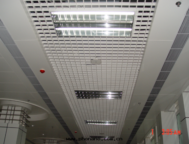 蜂窩紙(zhǐ)闆生(shēng)産線(xiàn)的(de)蜂窩紙(zhǐ)闆的(de)性(xìng)能(néng)