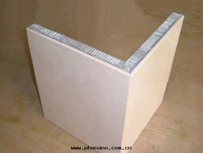 挖掘蜂窩鋁(lǚ)闆行業發(fà)展