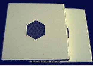 鋁(lǚ)蜂窩闆需求大(dà)