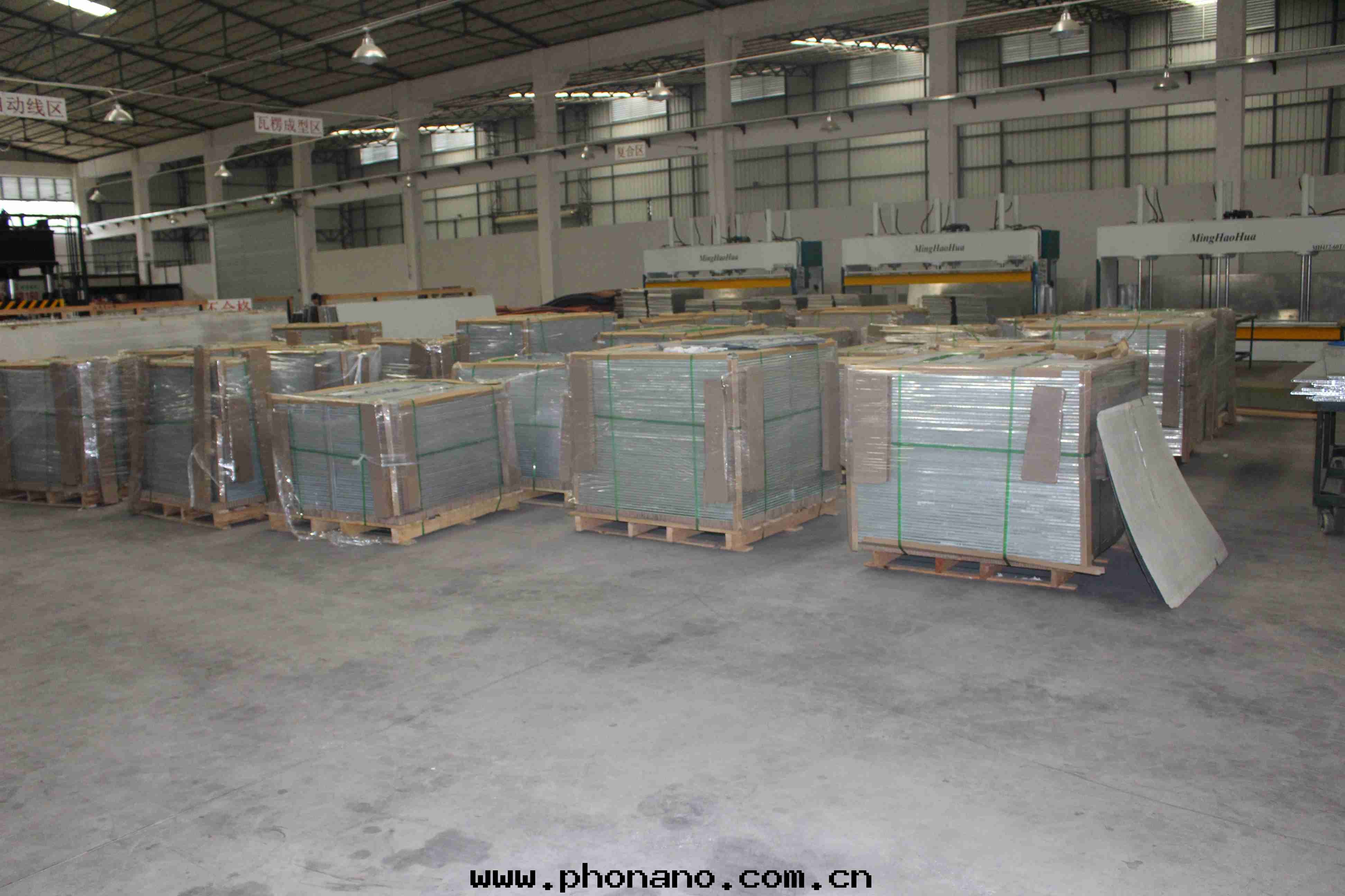 鋁(lǚ)蜂窩闆轻量(liàng)化(huà)主(zhǔ)要應(yìng)用(yòng)在(zài)什(shén)麼(me)领域?