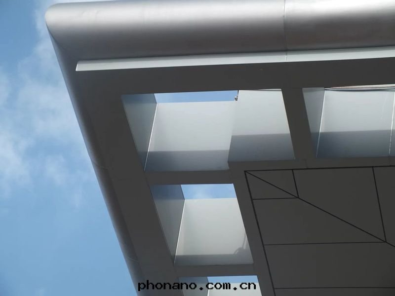 廣州蜂窩鋁(lǚ)板