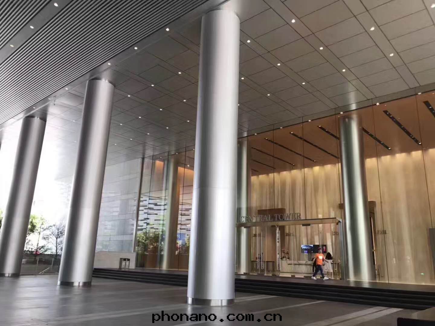 如(rú)何鑒别鋁(lǚ)扣(kòu)板假劣