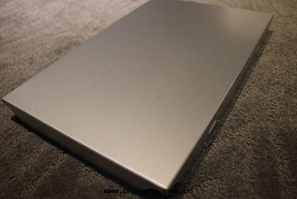 瓦(wǎ)楞鋁(lǚ)闆的(de)七(qī)大(dà)優點(diǎn)