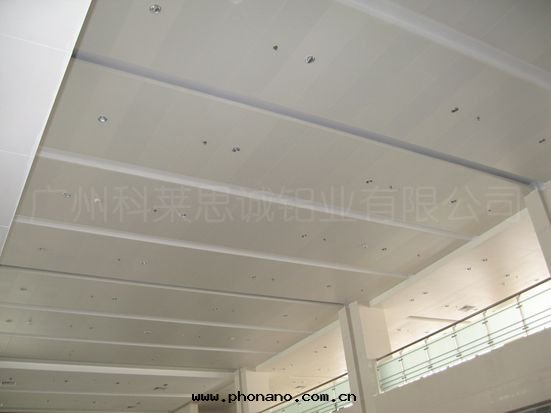 鋁(lǚ)瓦(wǎ)楞闆