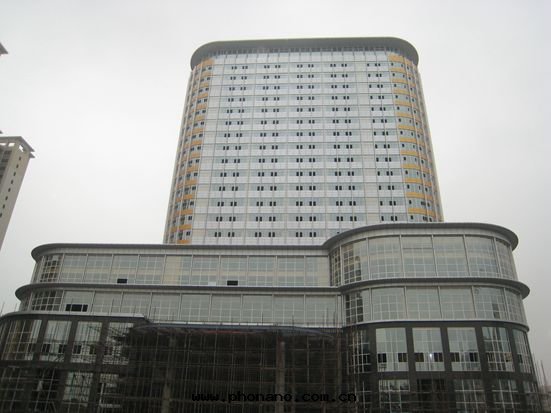 鋁(lǚ)單闆幕牆(qiáng)