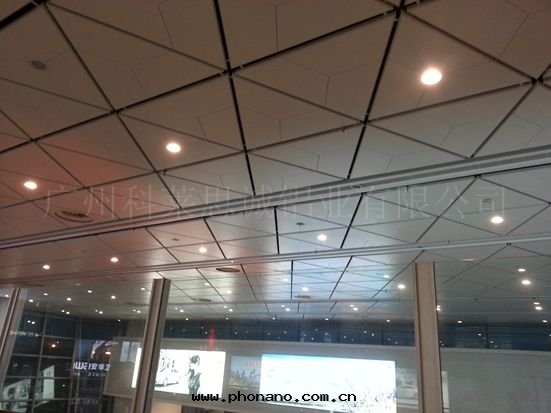 造型鋁(lǚ)扣闆