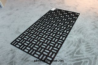 镂空(kōng)雕花(huā)闆