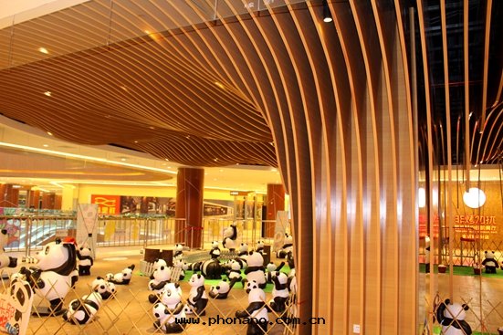 鋁(lǚ)蜂窩闆案(àn)例