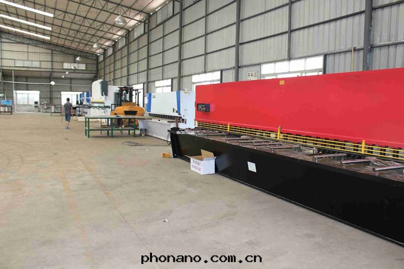 鋁(lǚ)型材組裝(zhuāng)車間(jiān)