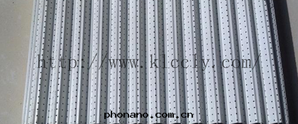 沖孔鋁(lǚ)瓦(wǎ)楞闆