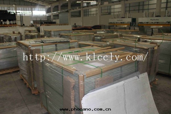 蜂窩鋁(lǚ)闆性(xìng)能(néng)