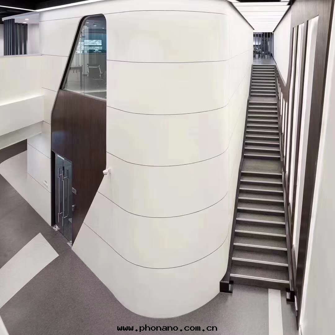 鋁(lǚ)蜂窩板案例